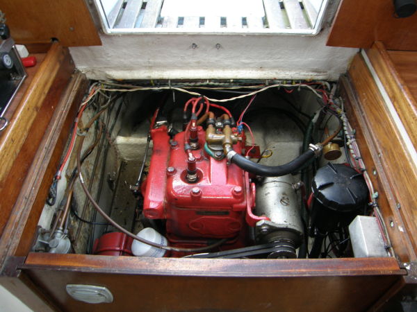 Volvo Penta MD5 petrol