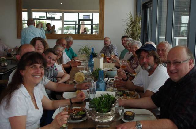 36062972_1785735184796692_3408452012784746496_n